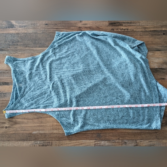 Body glove tank woman's XL - Picture 4 of 6